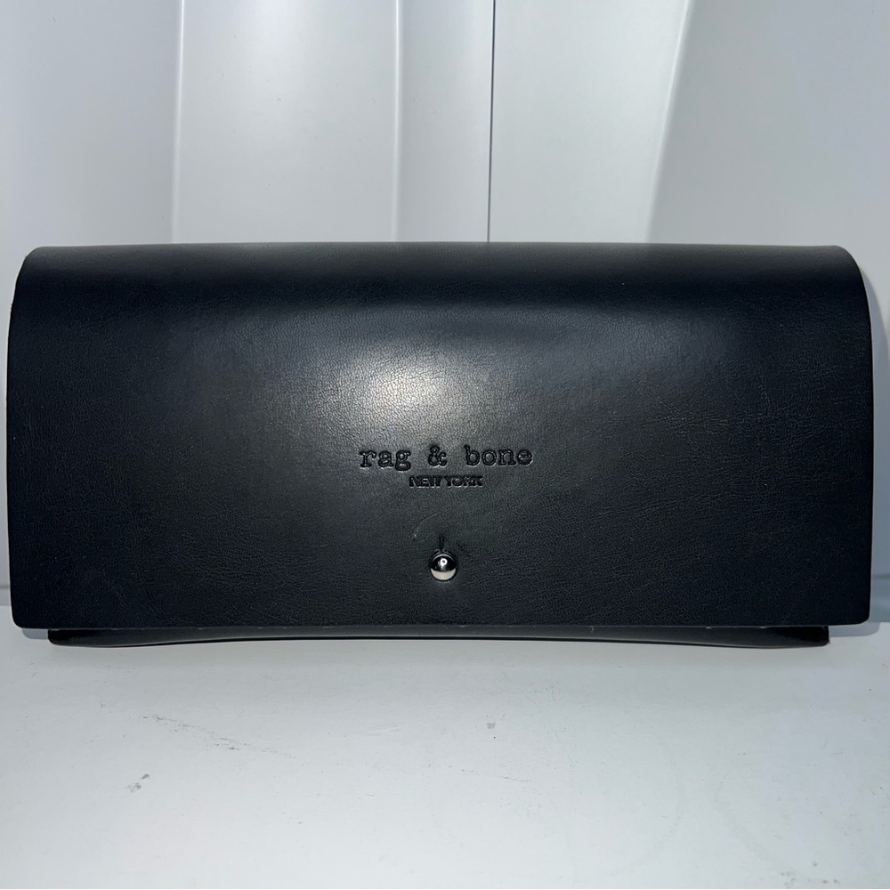 rag & bone Black Leather sunglasses case